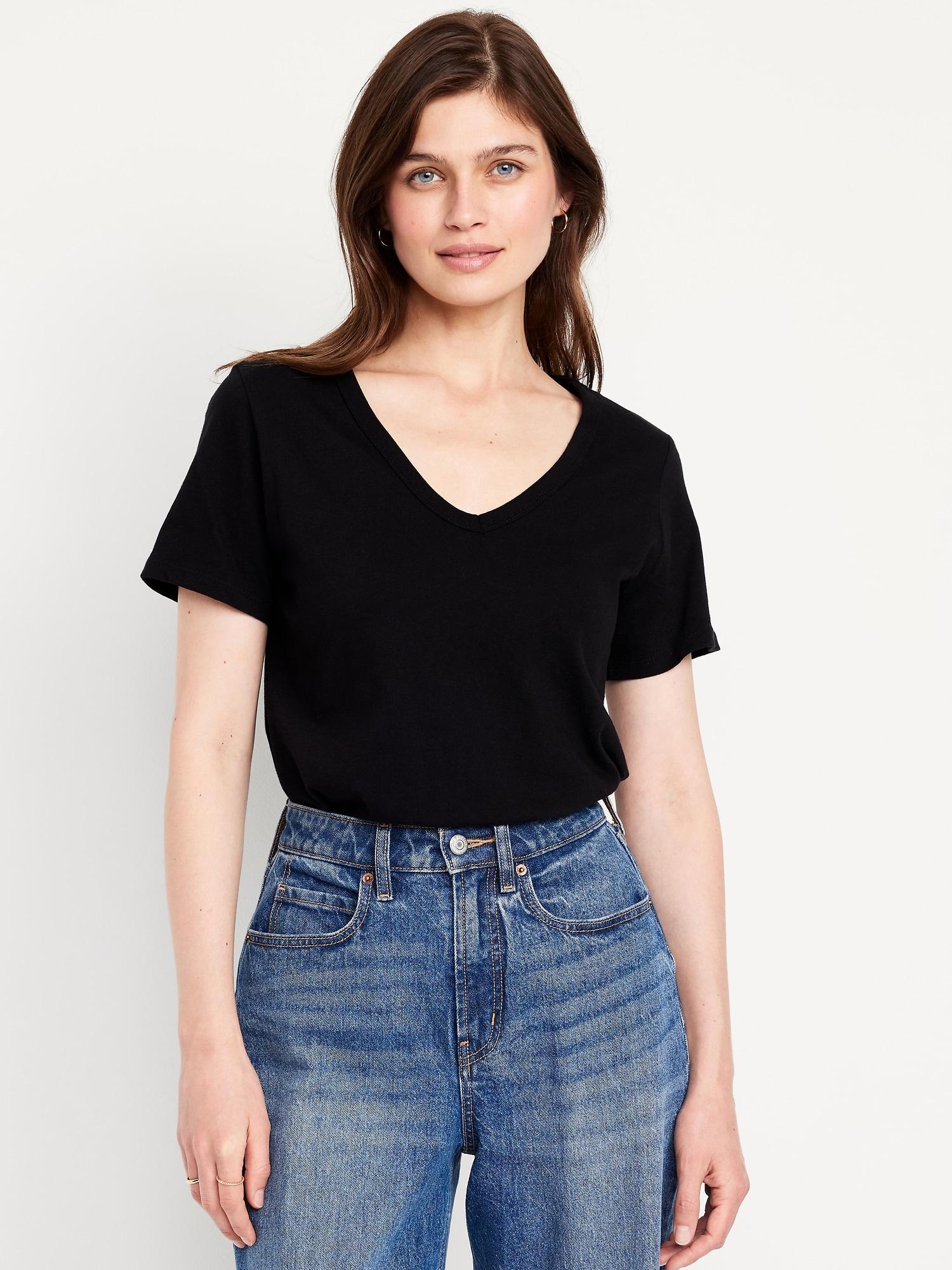 everywear v-neck t-shirt