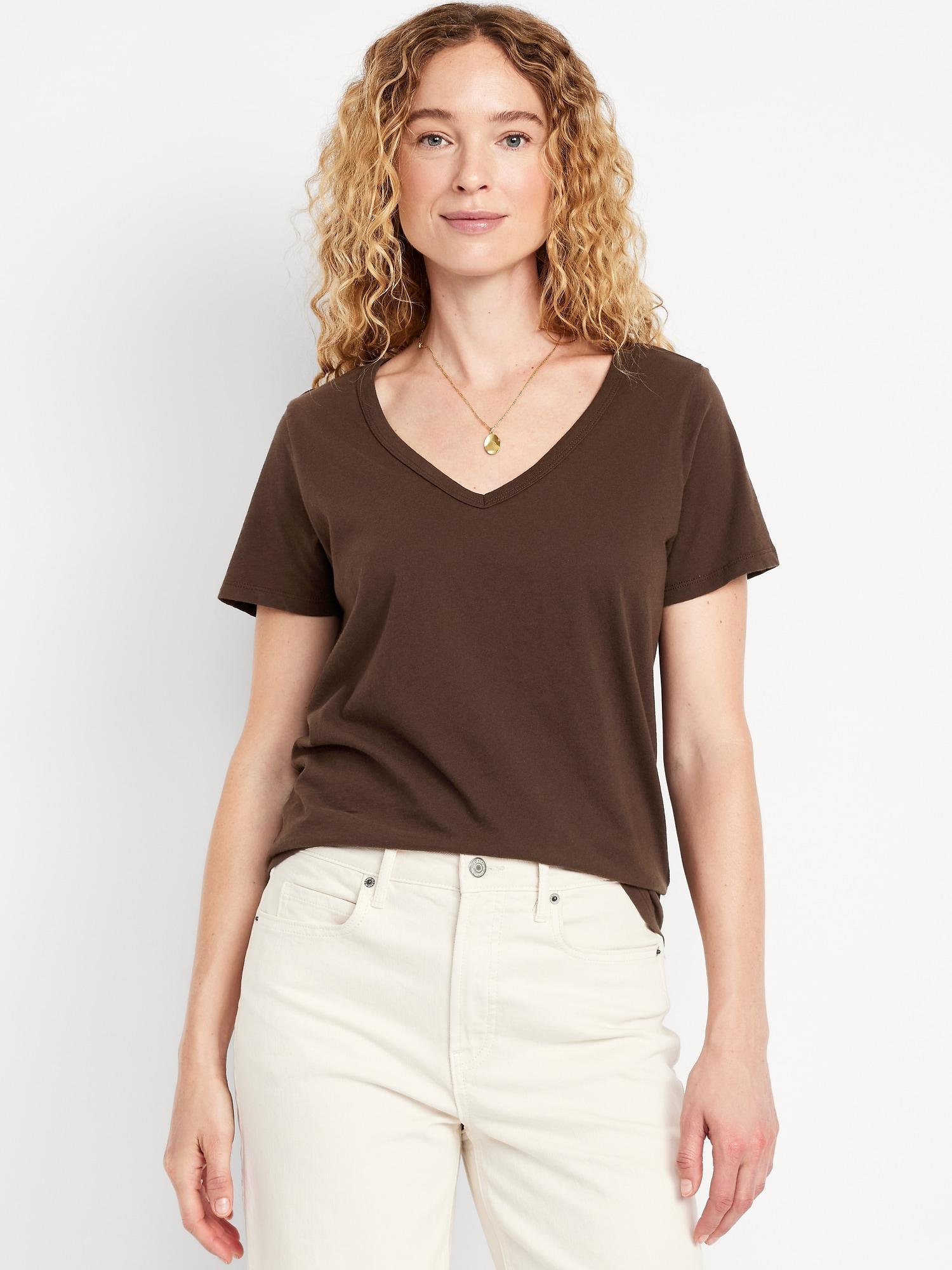 everywear v-neck t-shirt