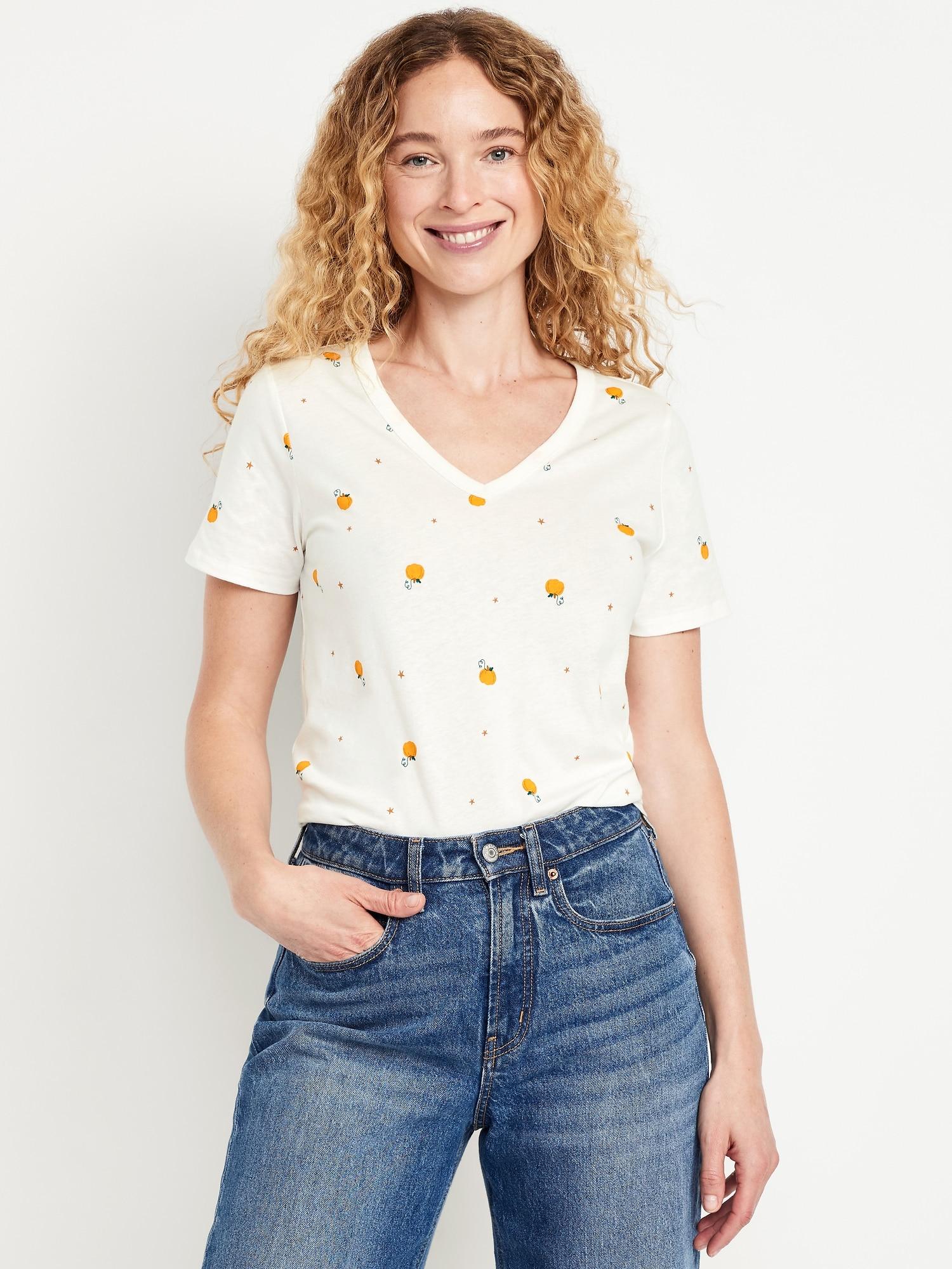 everywear v-neck t-shirt