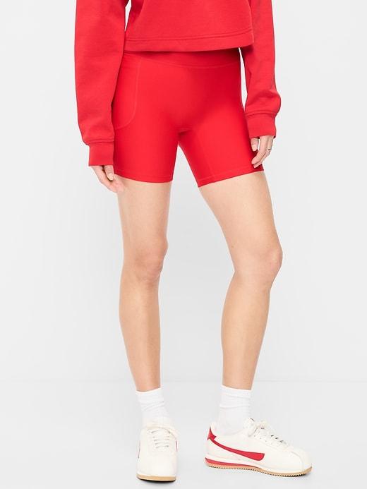 extra-high waisted powersoft boundless pocket biker shorts-- 6-inch inseam - no front seam