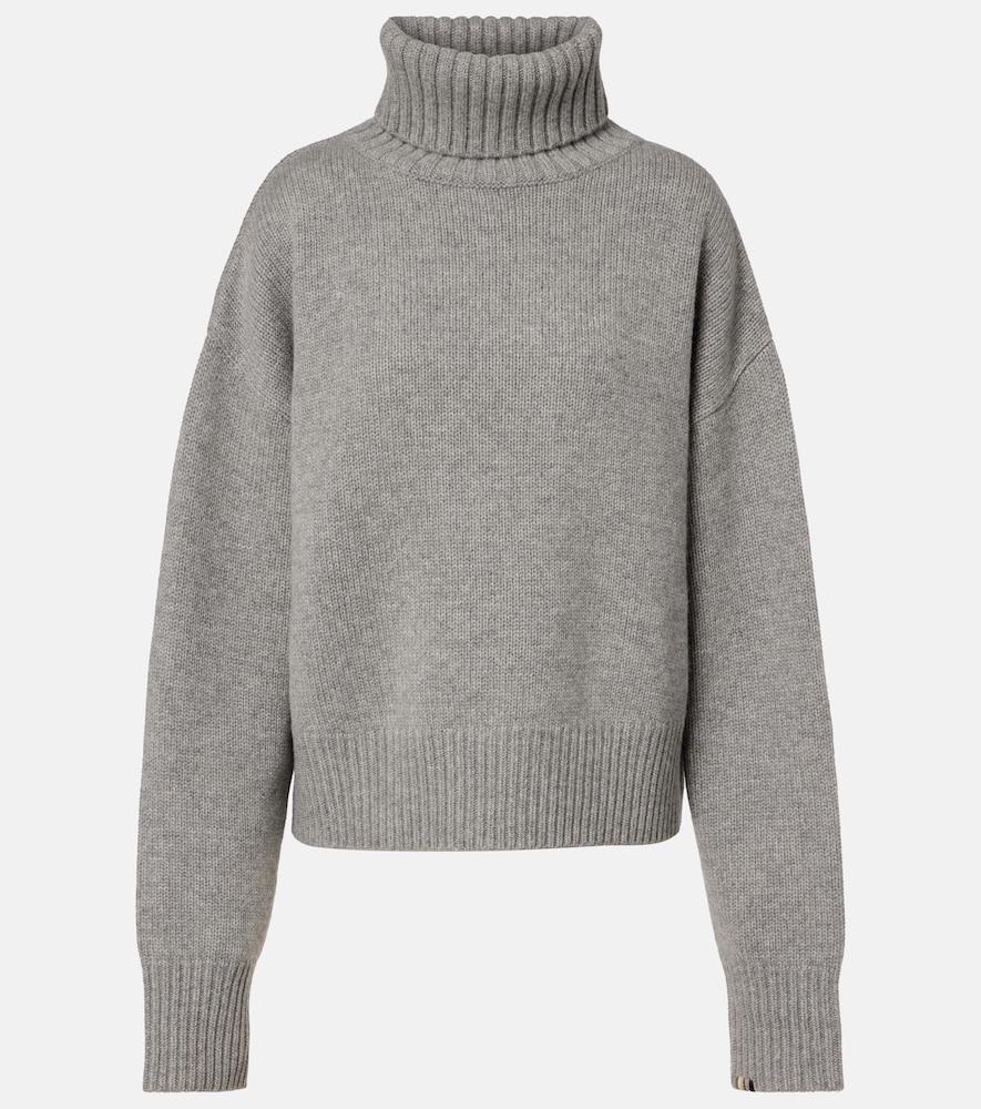 extreme cashmere n°434 cashmere turtleneck sweater