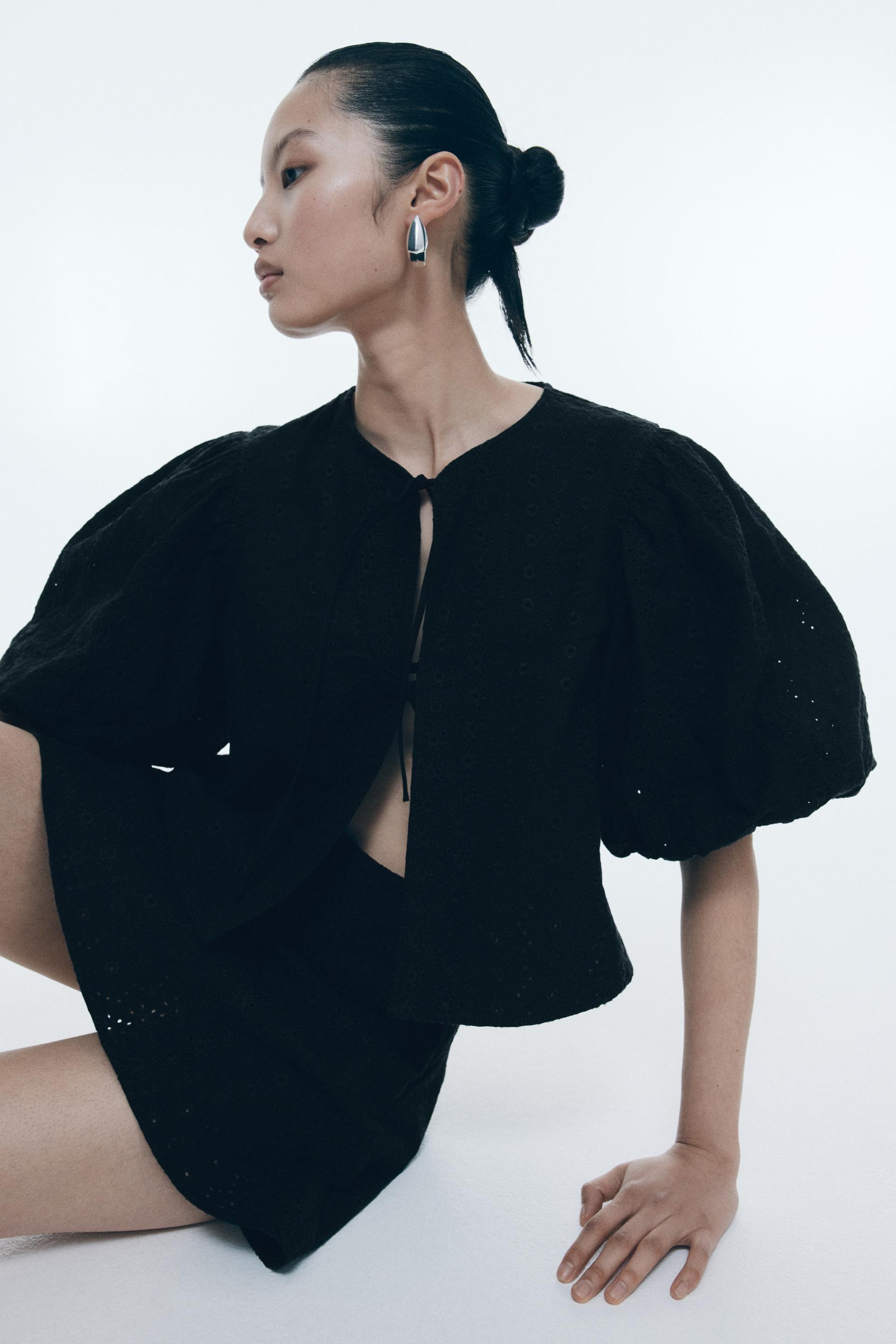eyelet-embroidered blouse