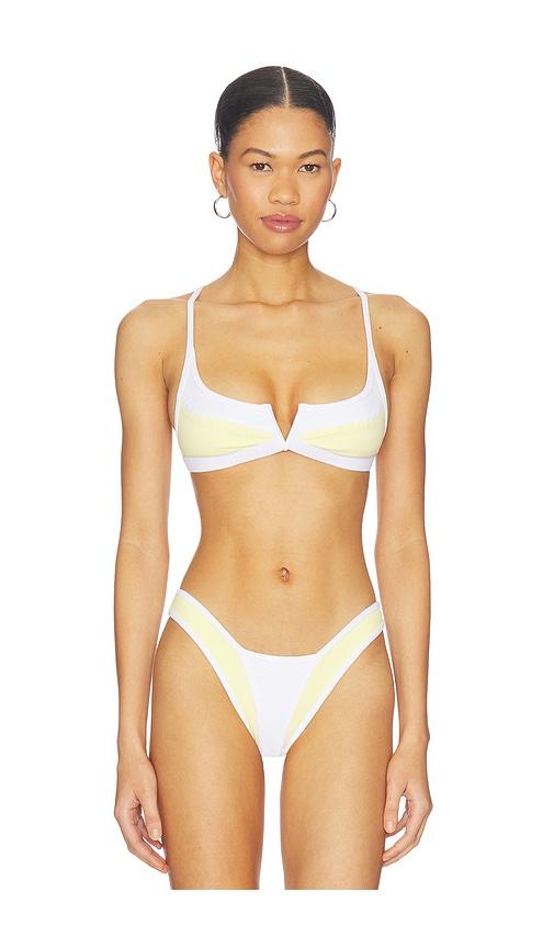 fae gypsy top in yellow,white.