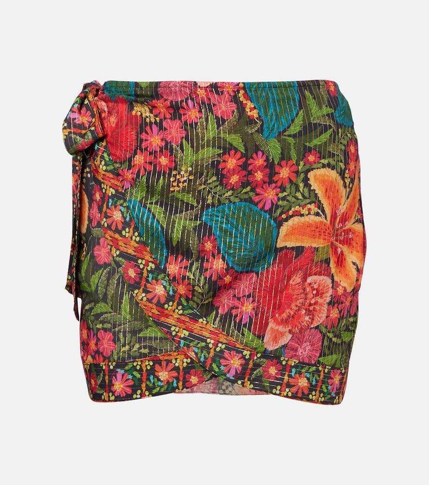 farm rio garden tapestry floral beach cover