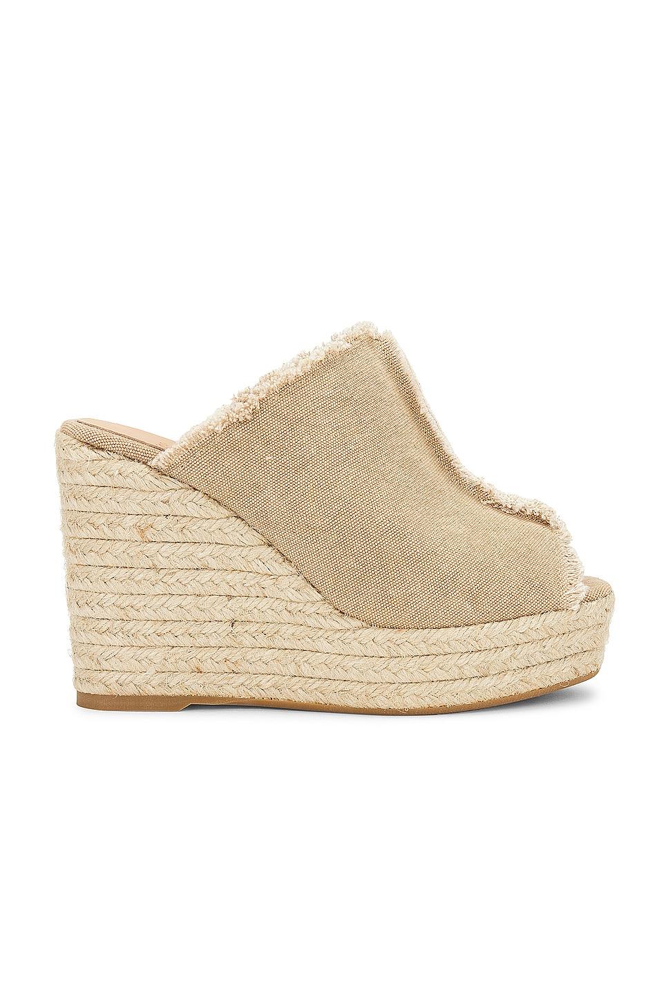 fatima wedge