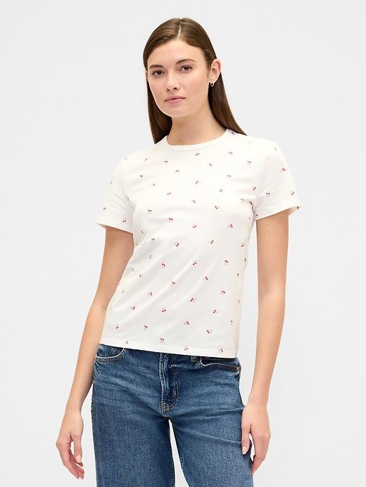 favorite graphic t-shirt