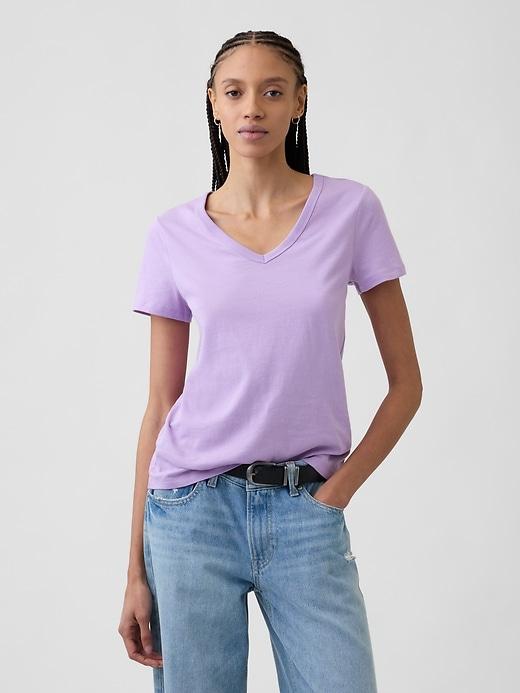 favorite v-neck t-shirt