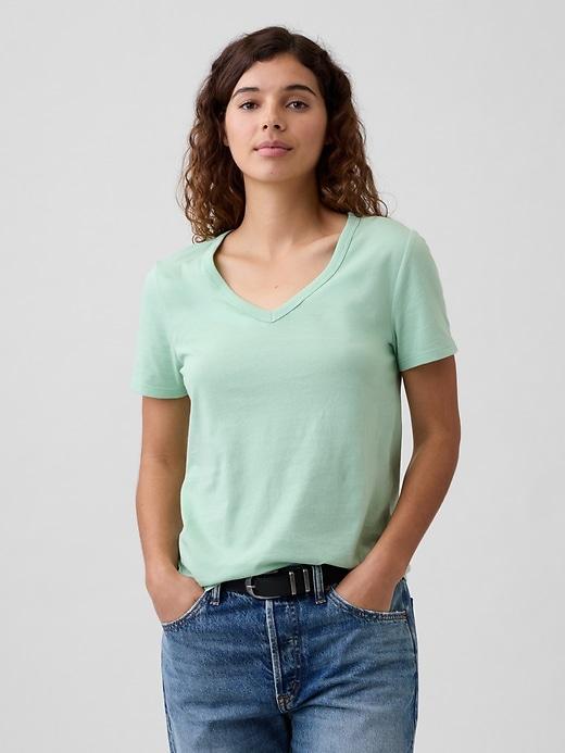 favorite v-neck t-shirt