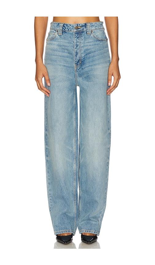 fear of god essentials straight leg jeans in denim-light.