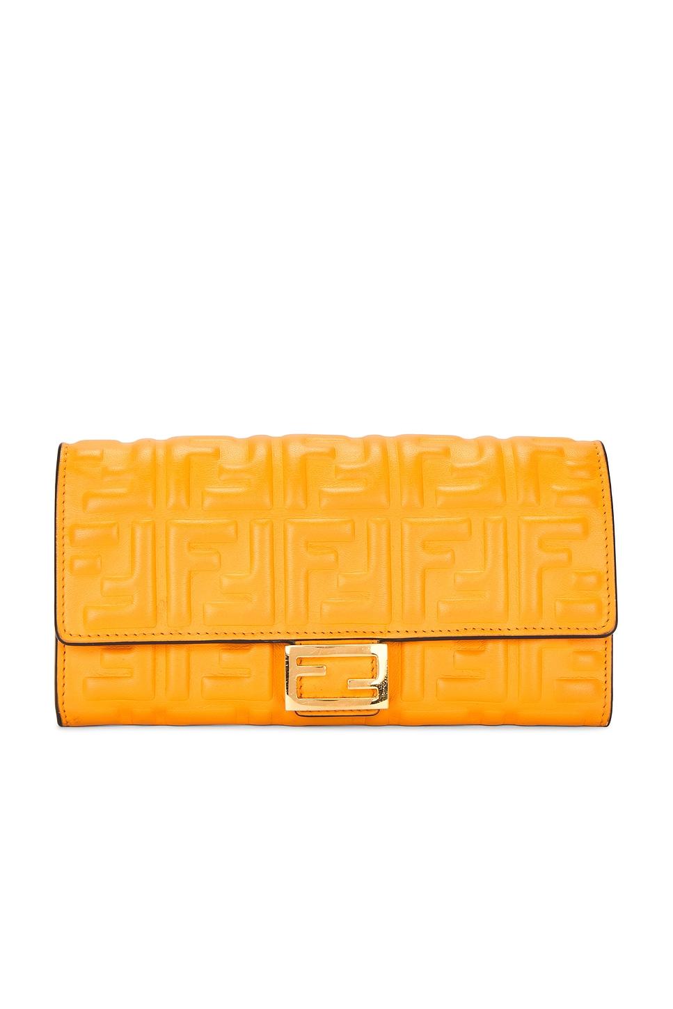 fendi embossed ff continental wallet on chain