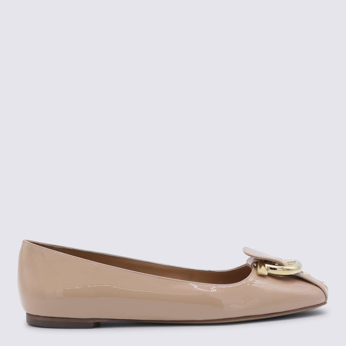 ferragamo beige flats