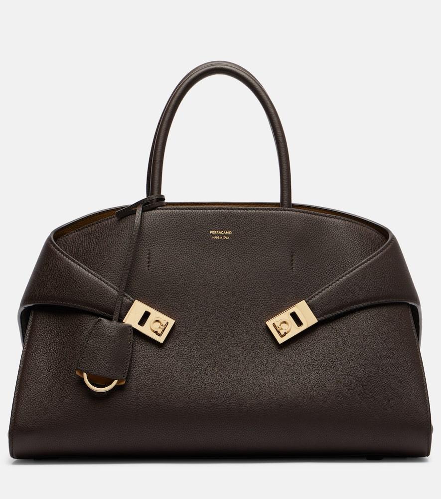 ferragamo hug medium leather tote bag