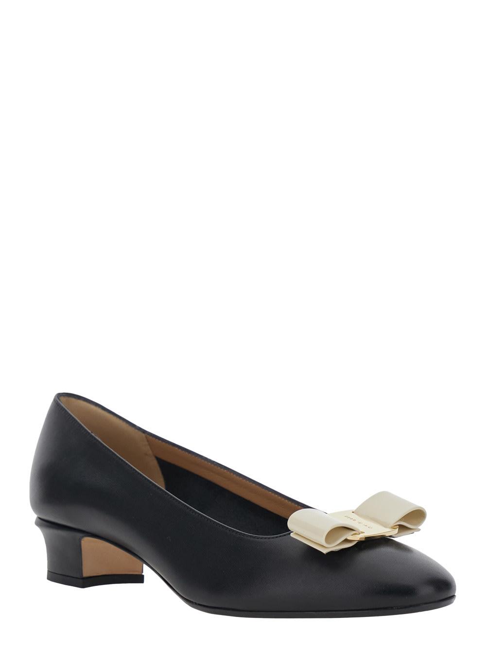 ferragamo vara 2.0 black pumps with low block heel and logo plaque on the front in leather woman