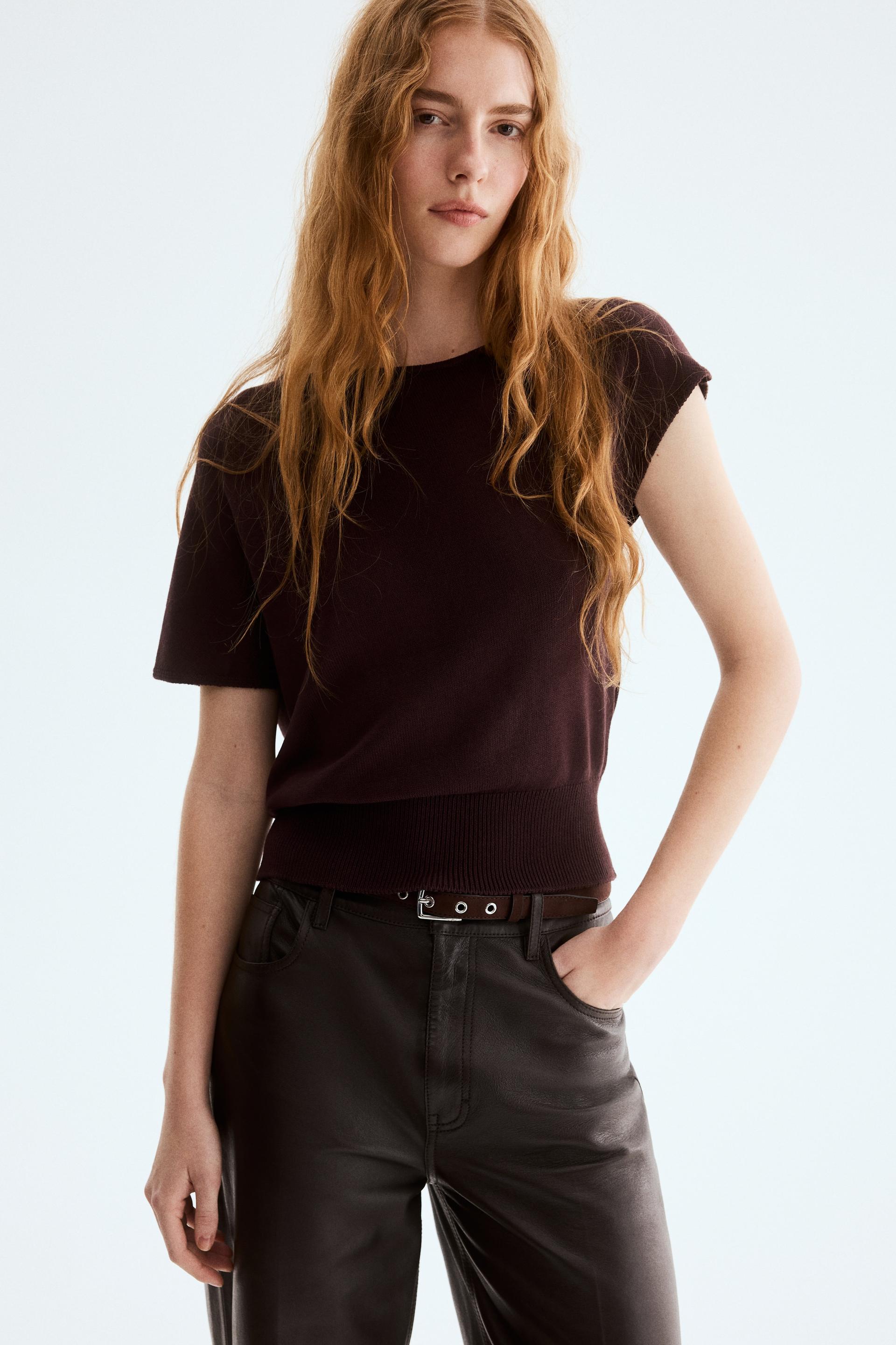 fine-knit one-shoulder top
