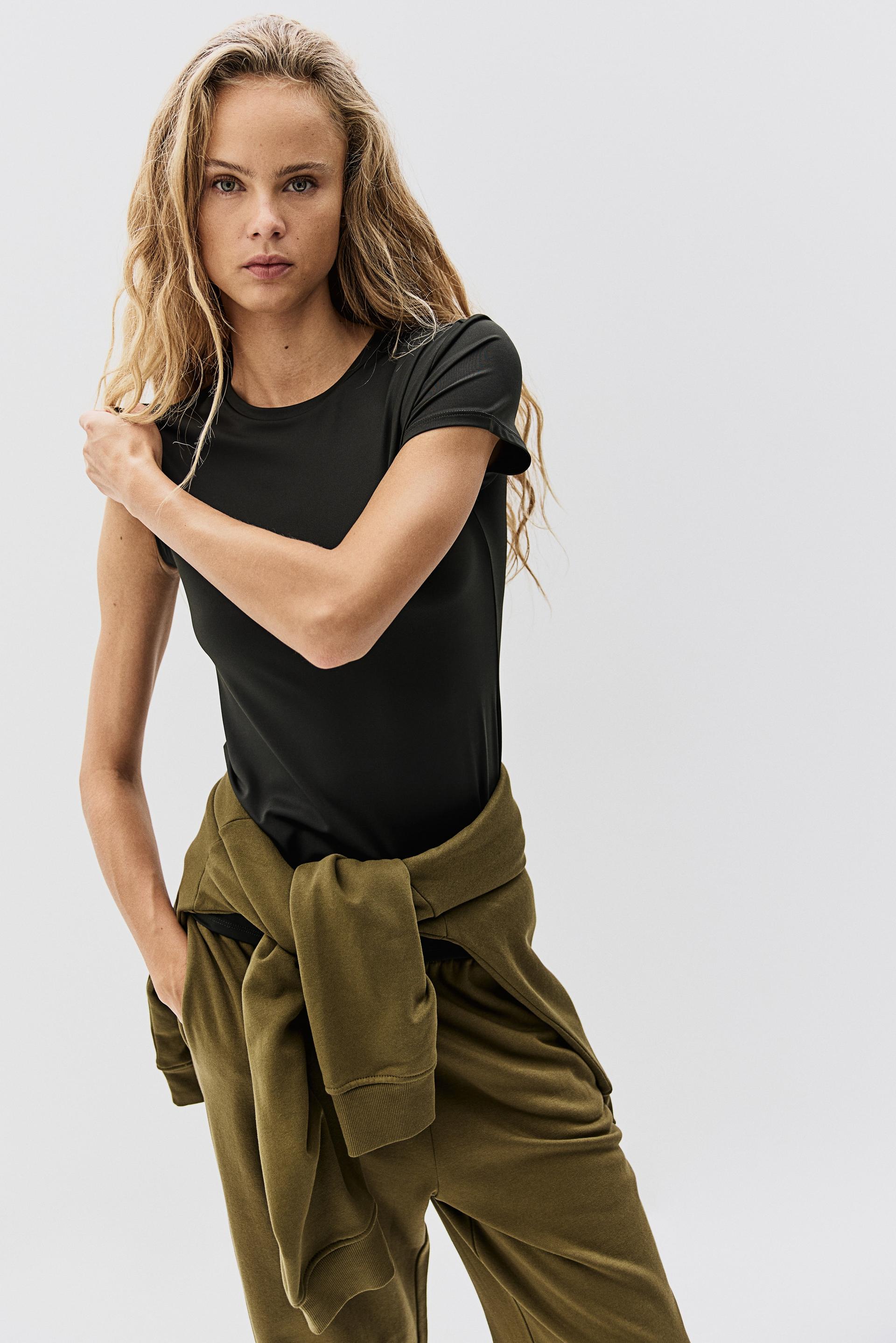 fitted microfiber t-shirt