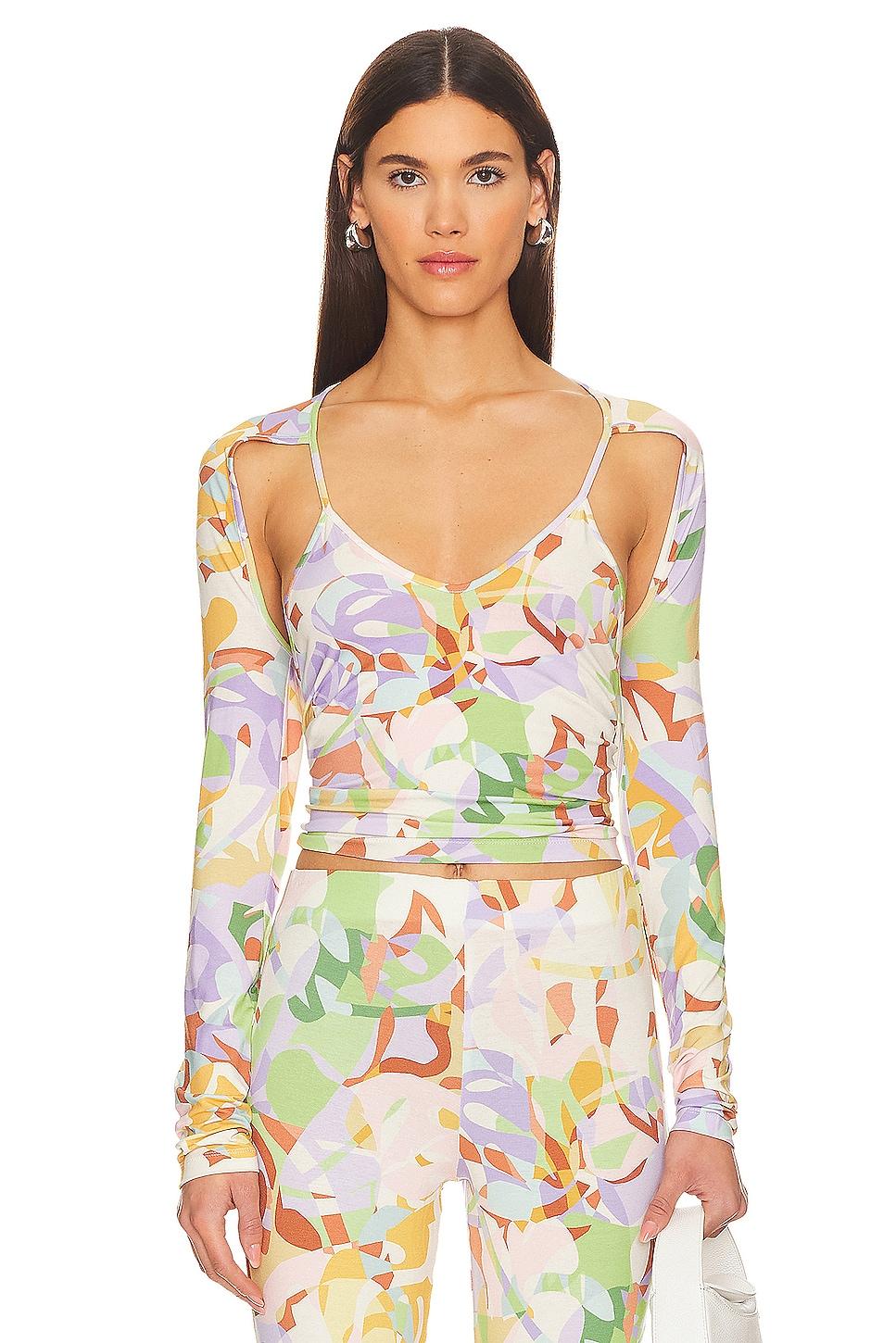 fitted sleeve top