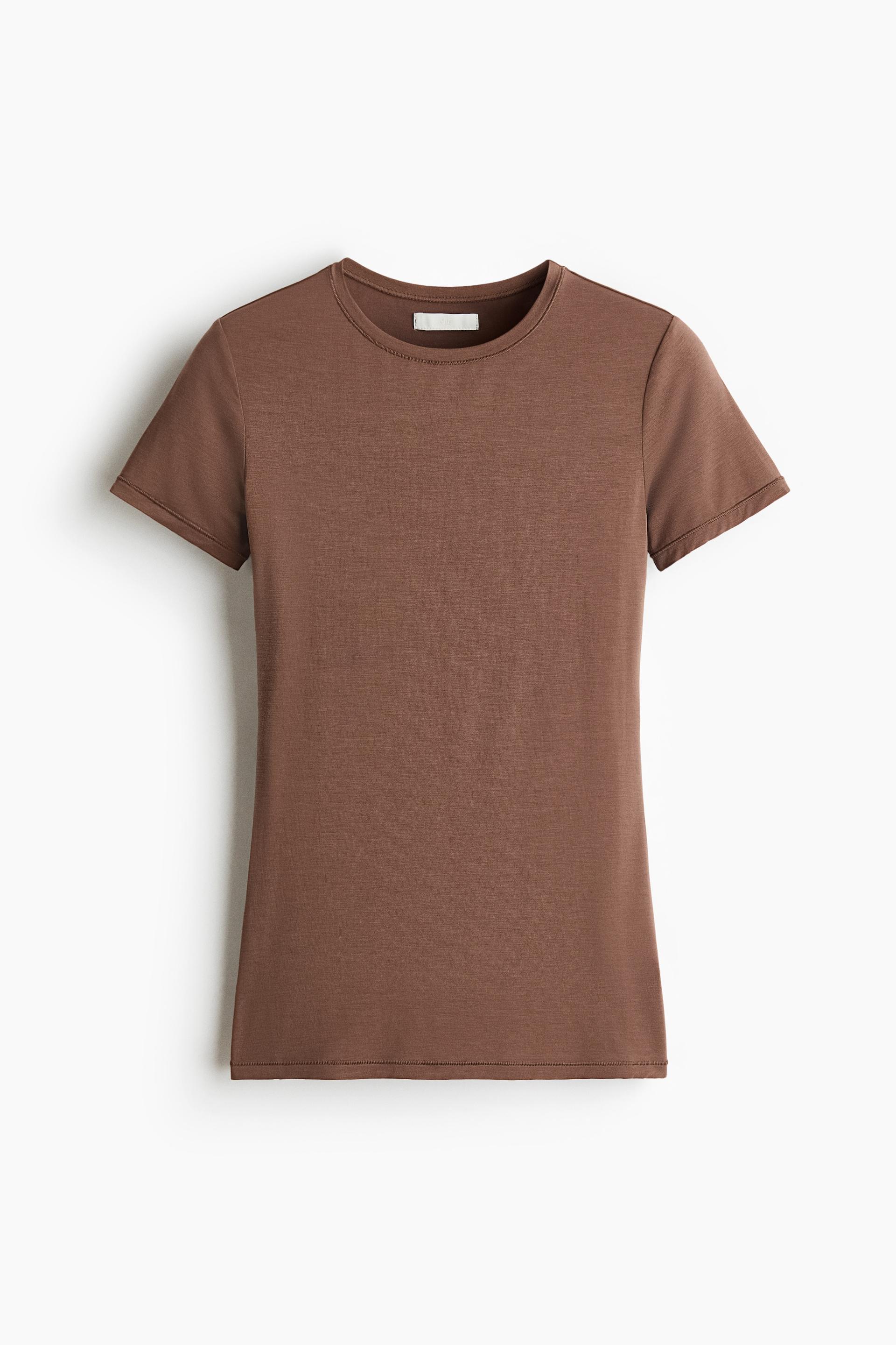 fitted stretch t-shirt