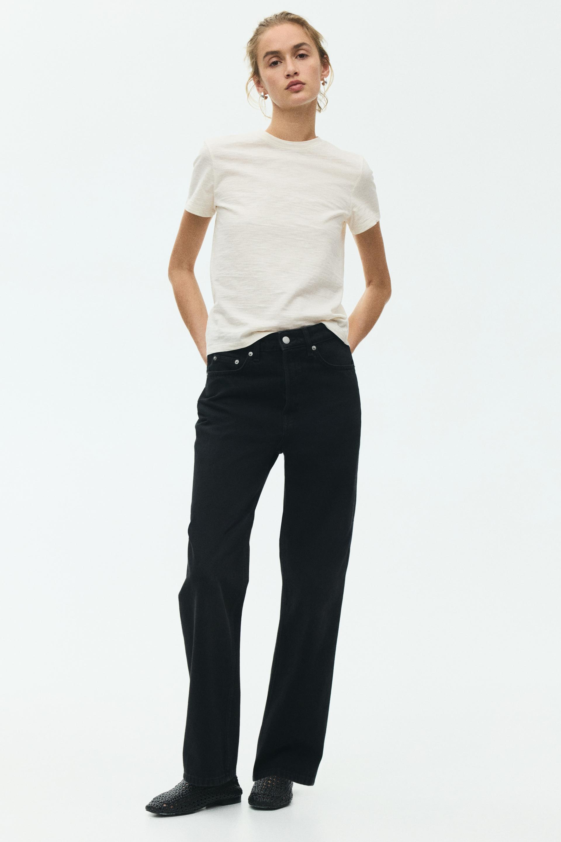 fitted t-shirt