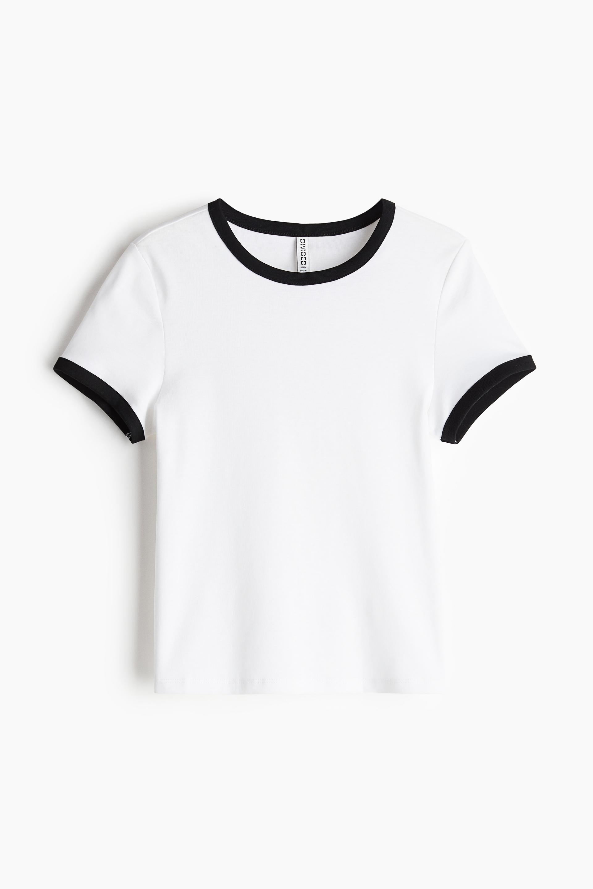 fitted t-shirt