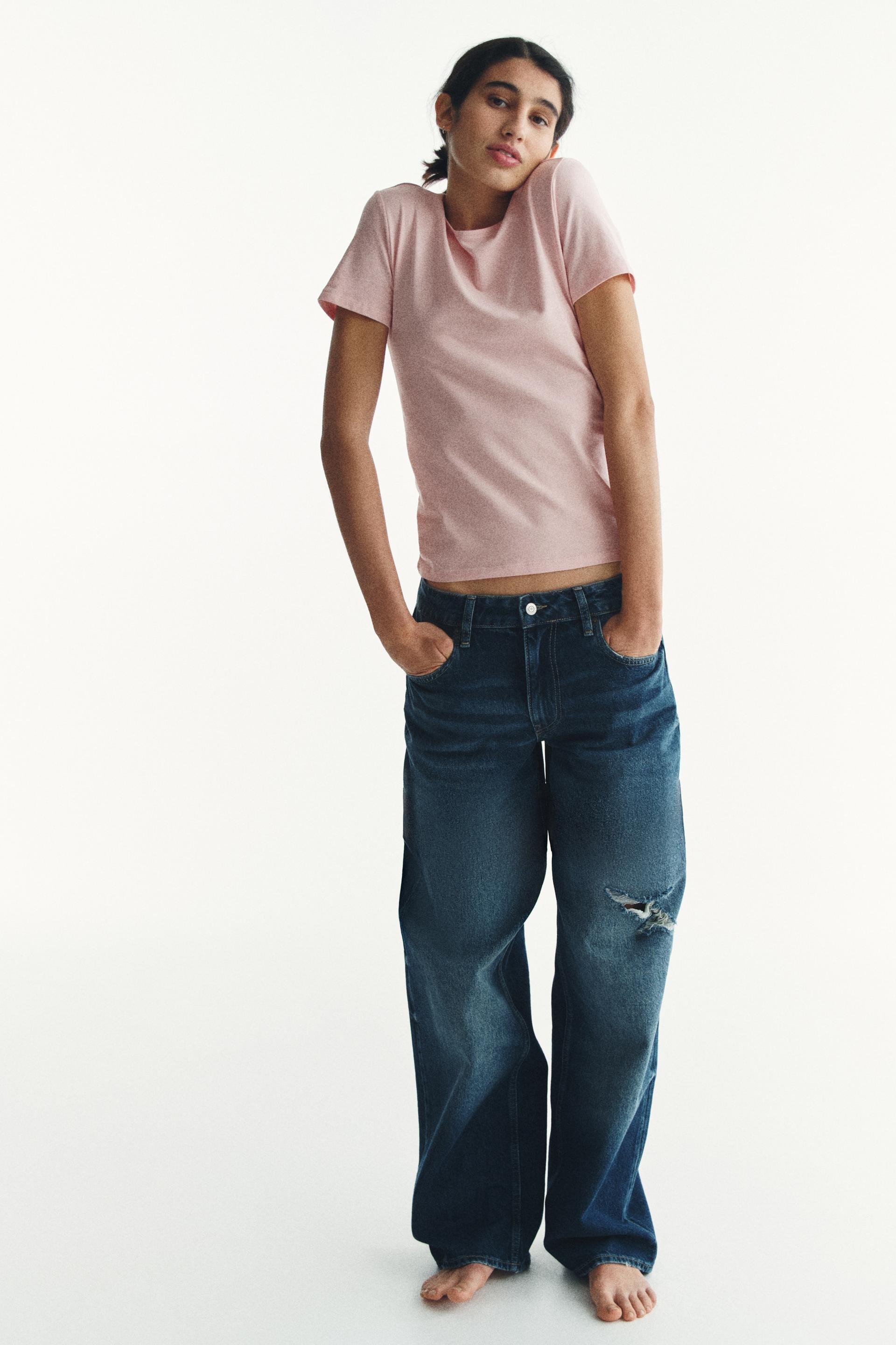 fitted t-shirt