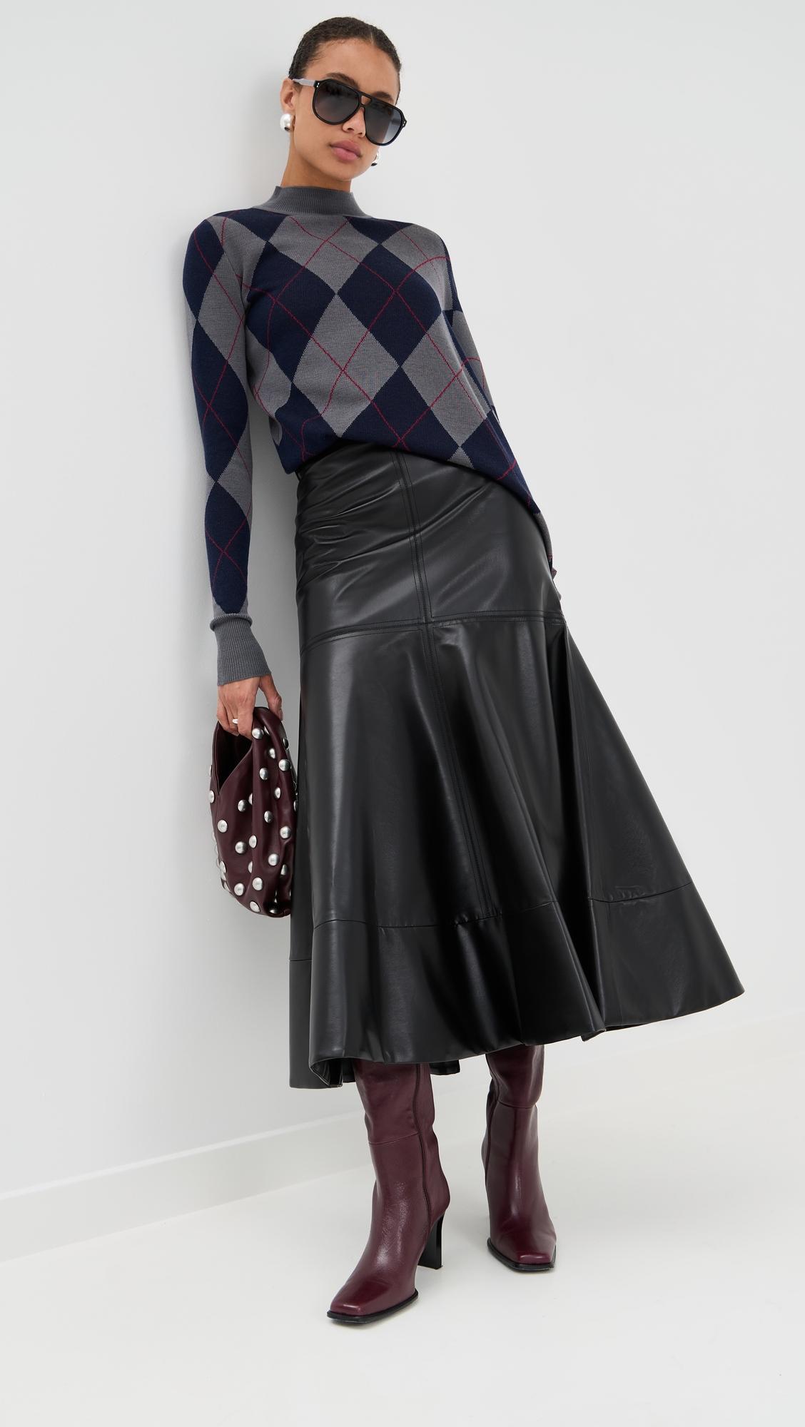 flared hem skirt
