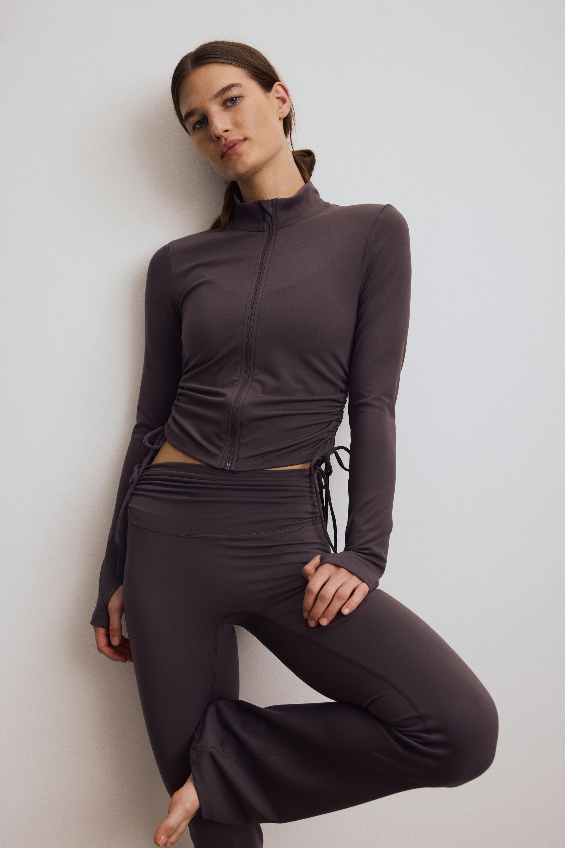 flared sports leggings with softmove™