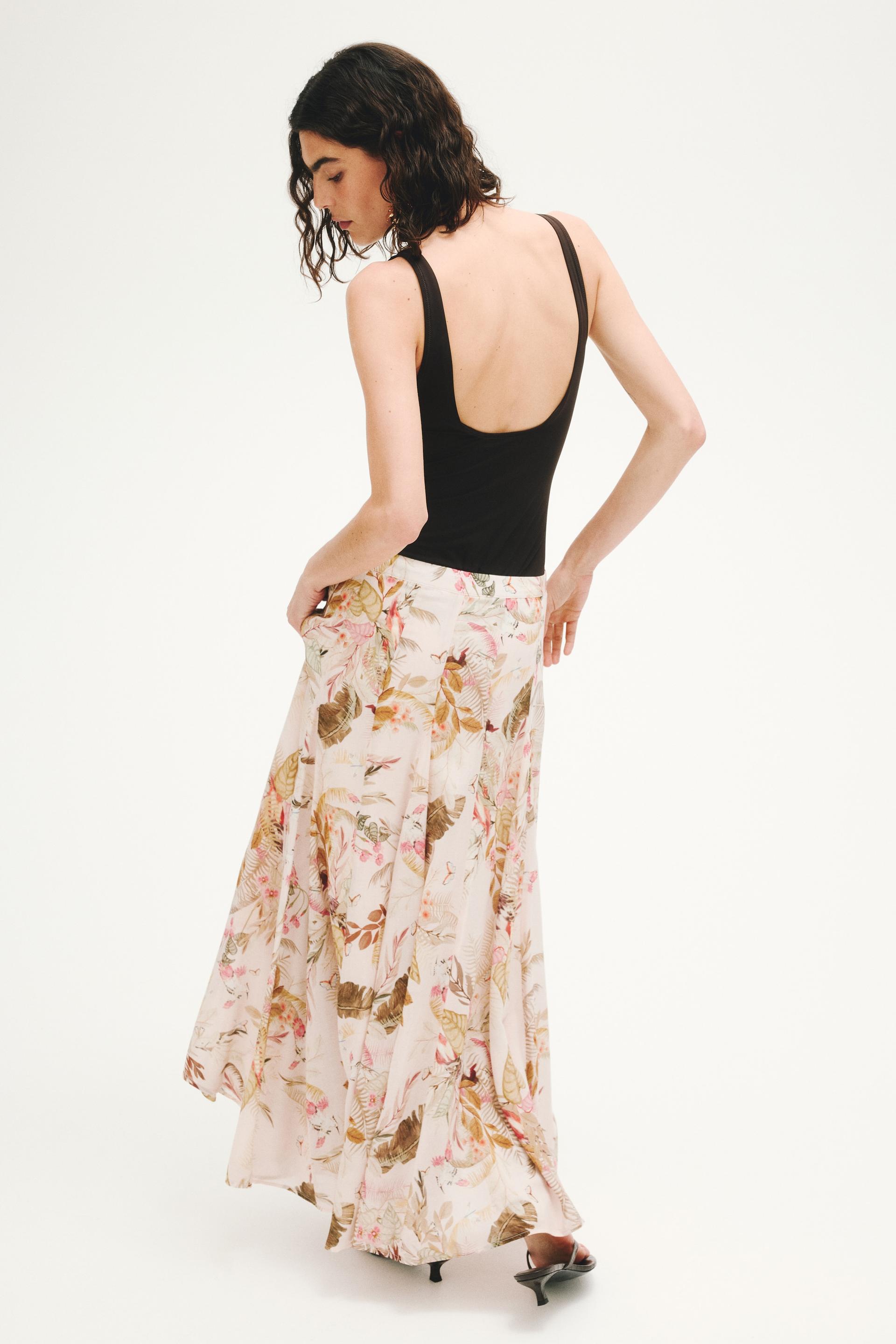 flared viscose-blend skirt