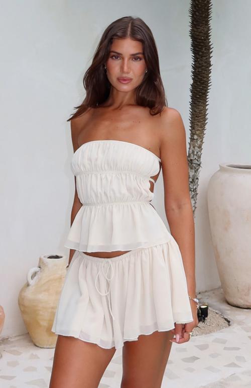 flawless mini skirt cream