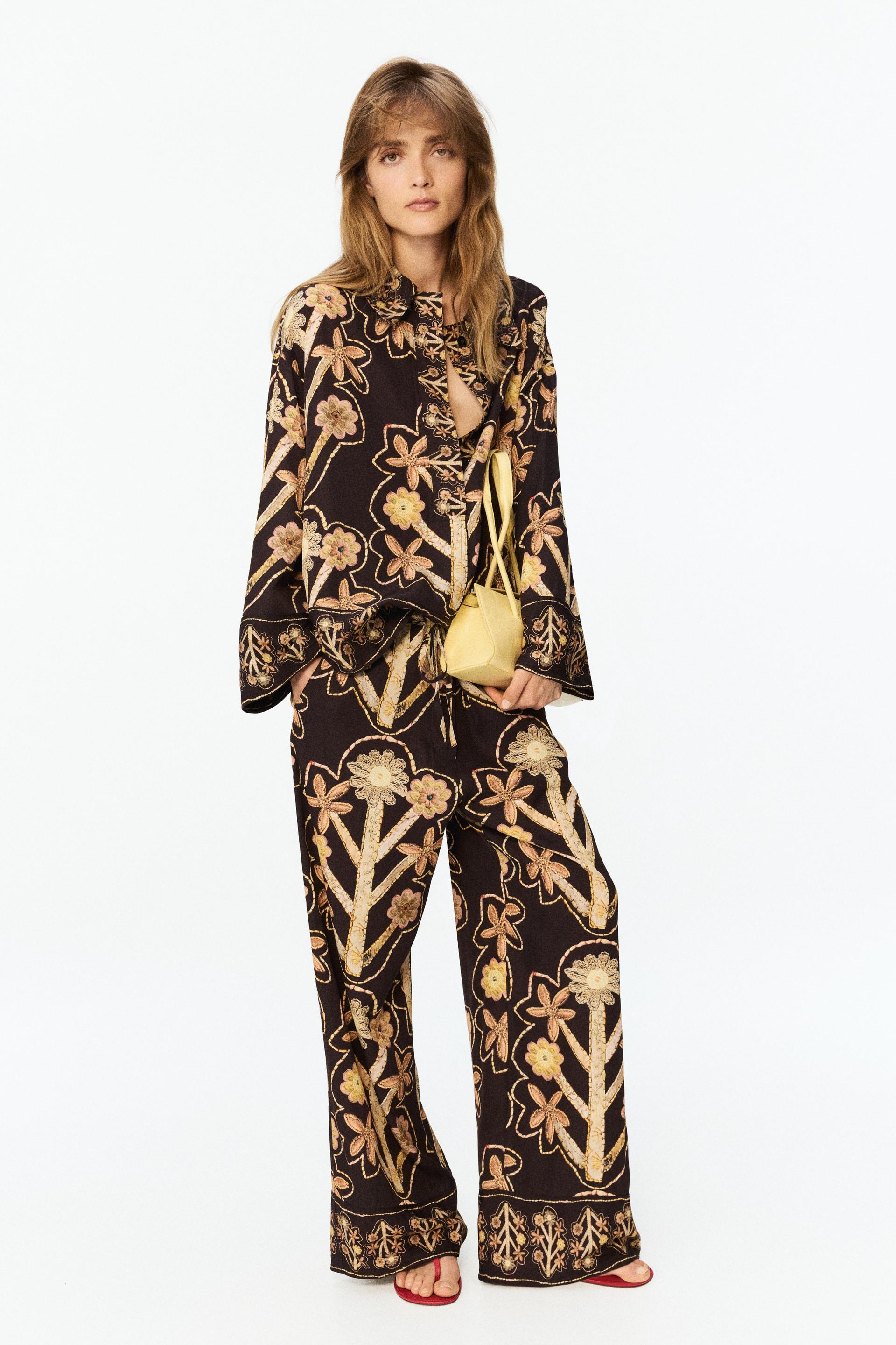 floral-print pullover shirt