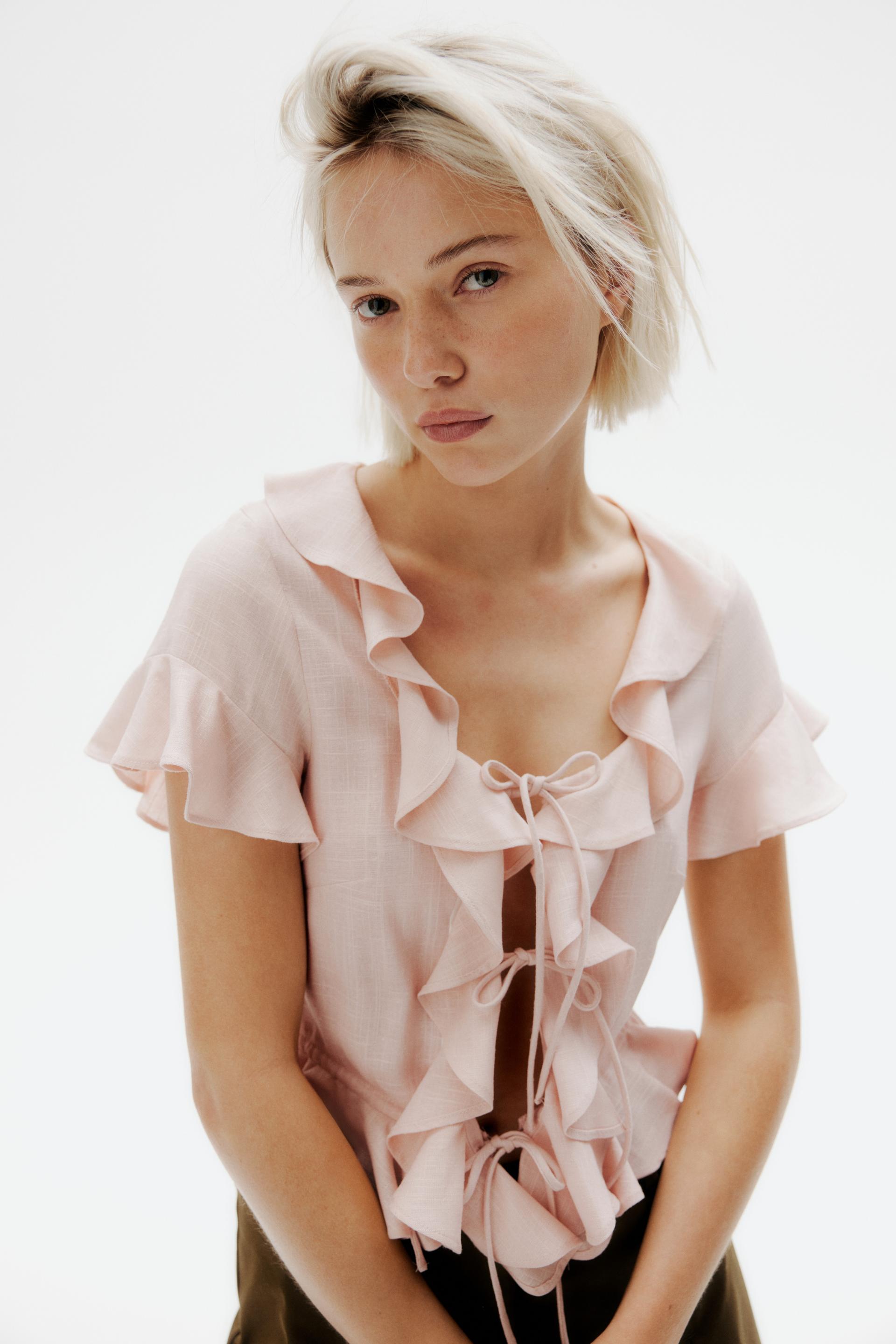 flounced blouse