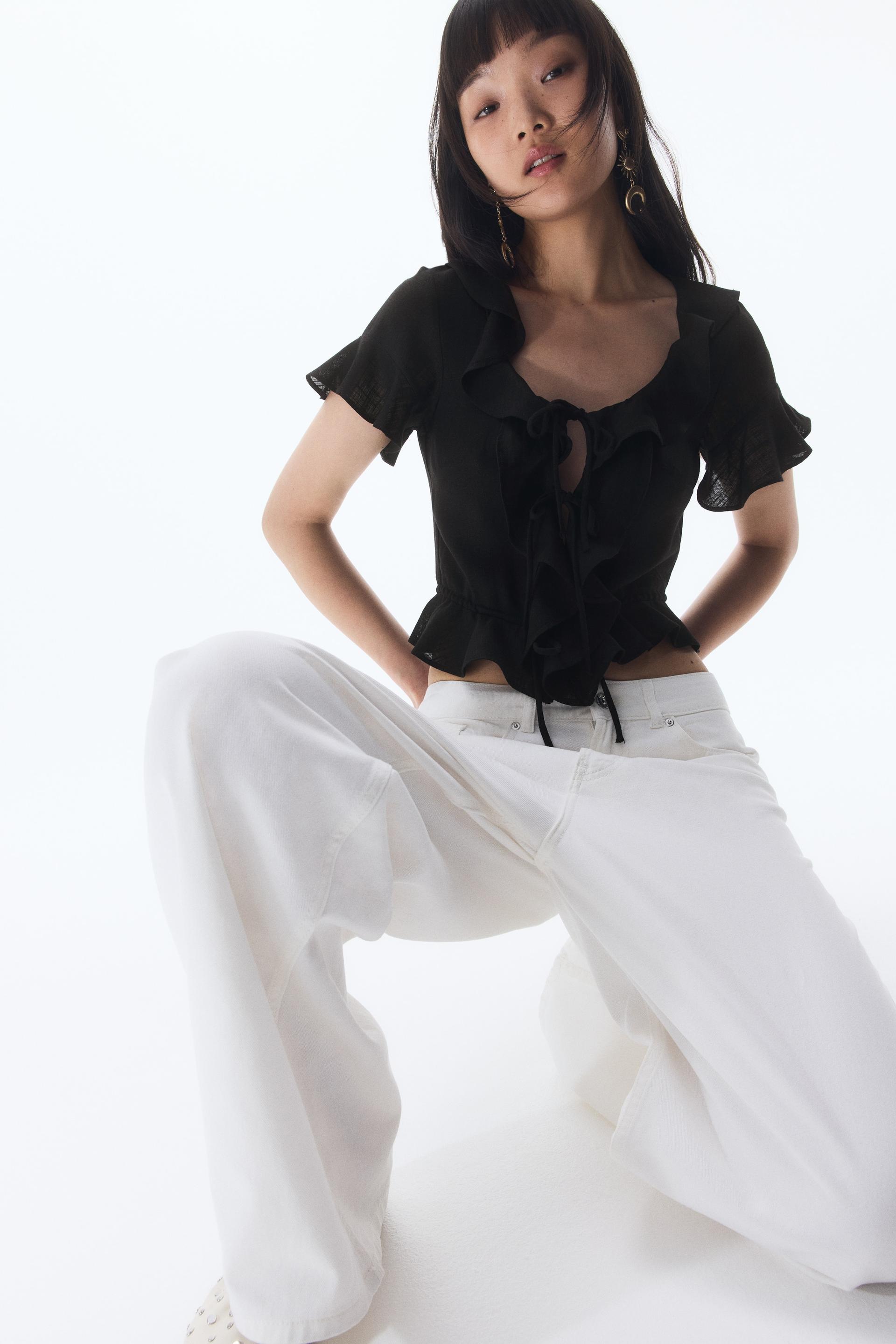 flounced blouse