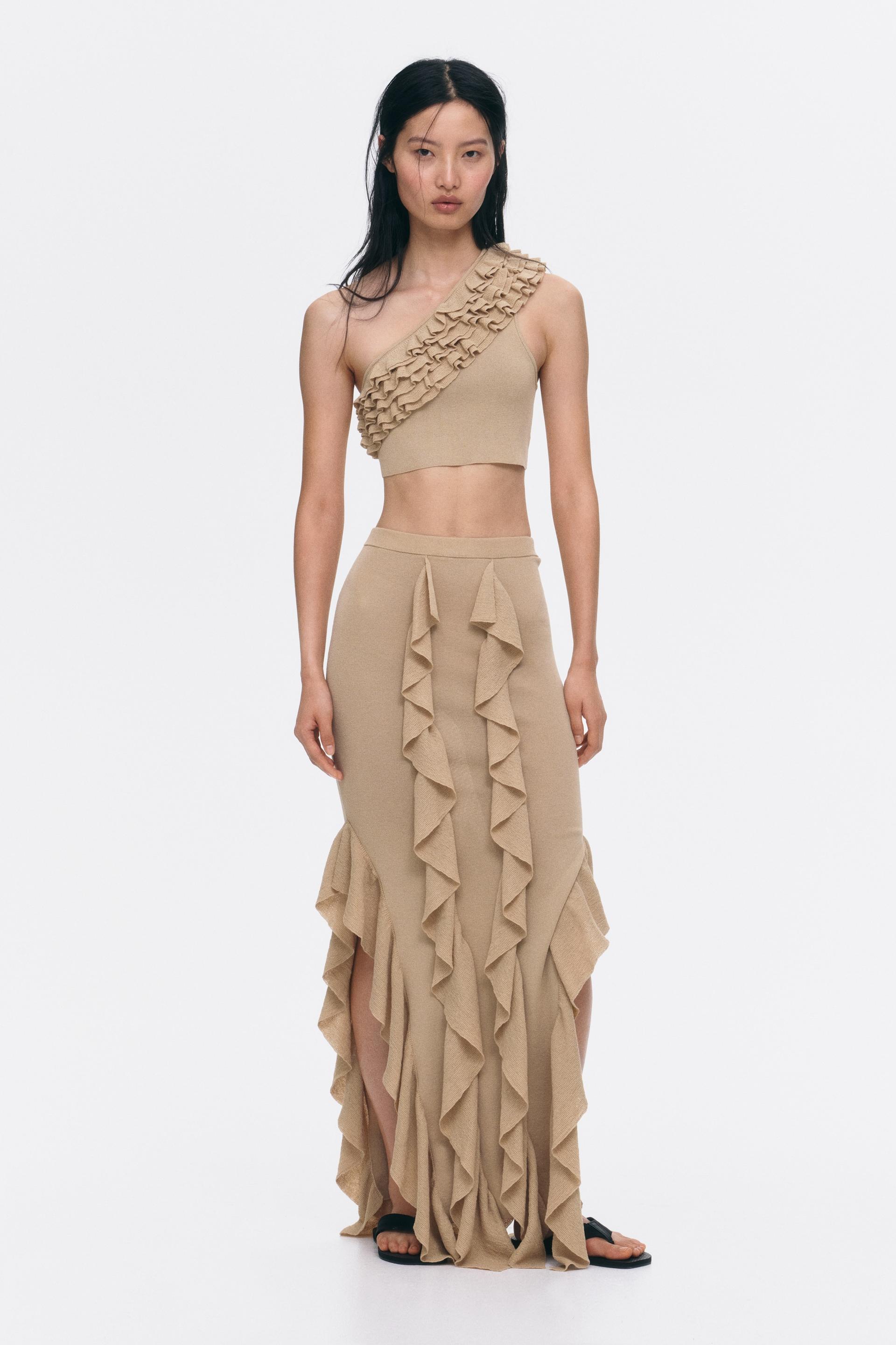 flounced knit skirt