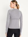 fluid seamless fitted top