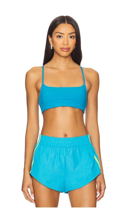 form criss cross sports bra in blue.