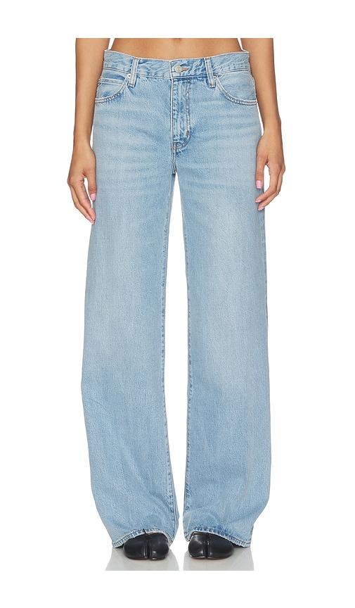 frame the off duty stroll jeans in blue.
