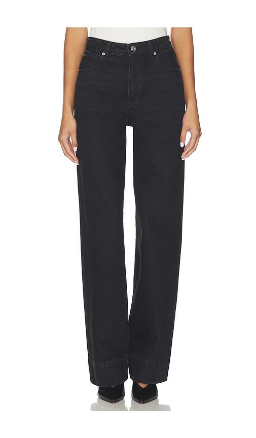 frame the streamline jeans in black.