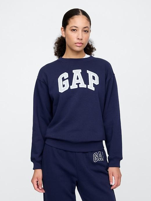 gap logo sweatshirt