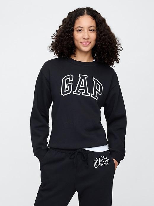 gap logo sweatshirt