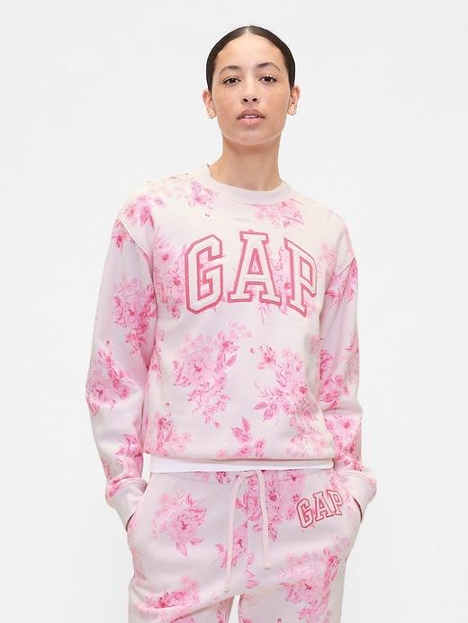 gap logo sweatshirt
