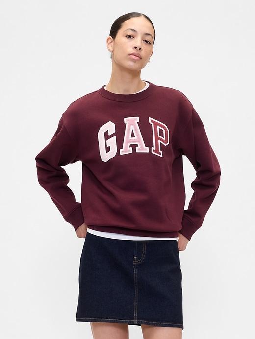 gap logo sweatshirt
