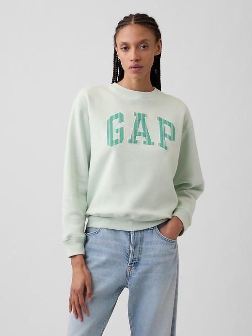 gap logo sweatshirt