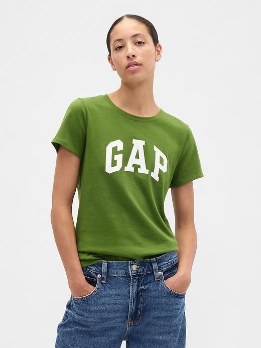 gap logo t-shirt