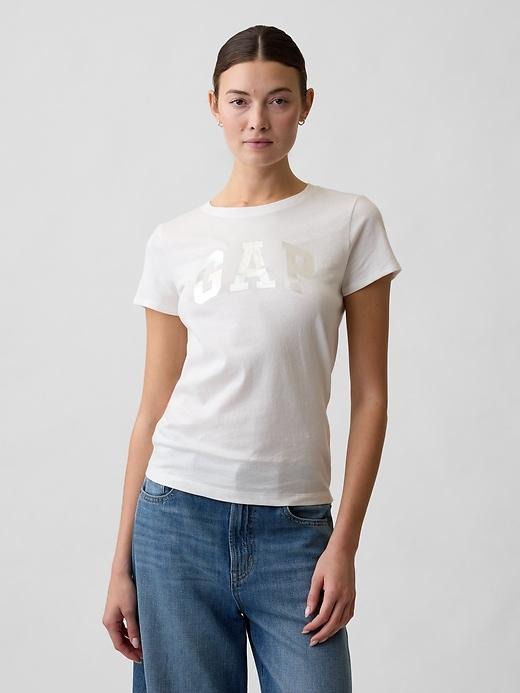 gap logo t-shirt