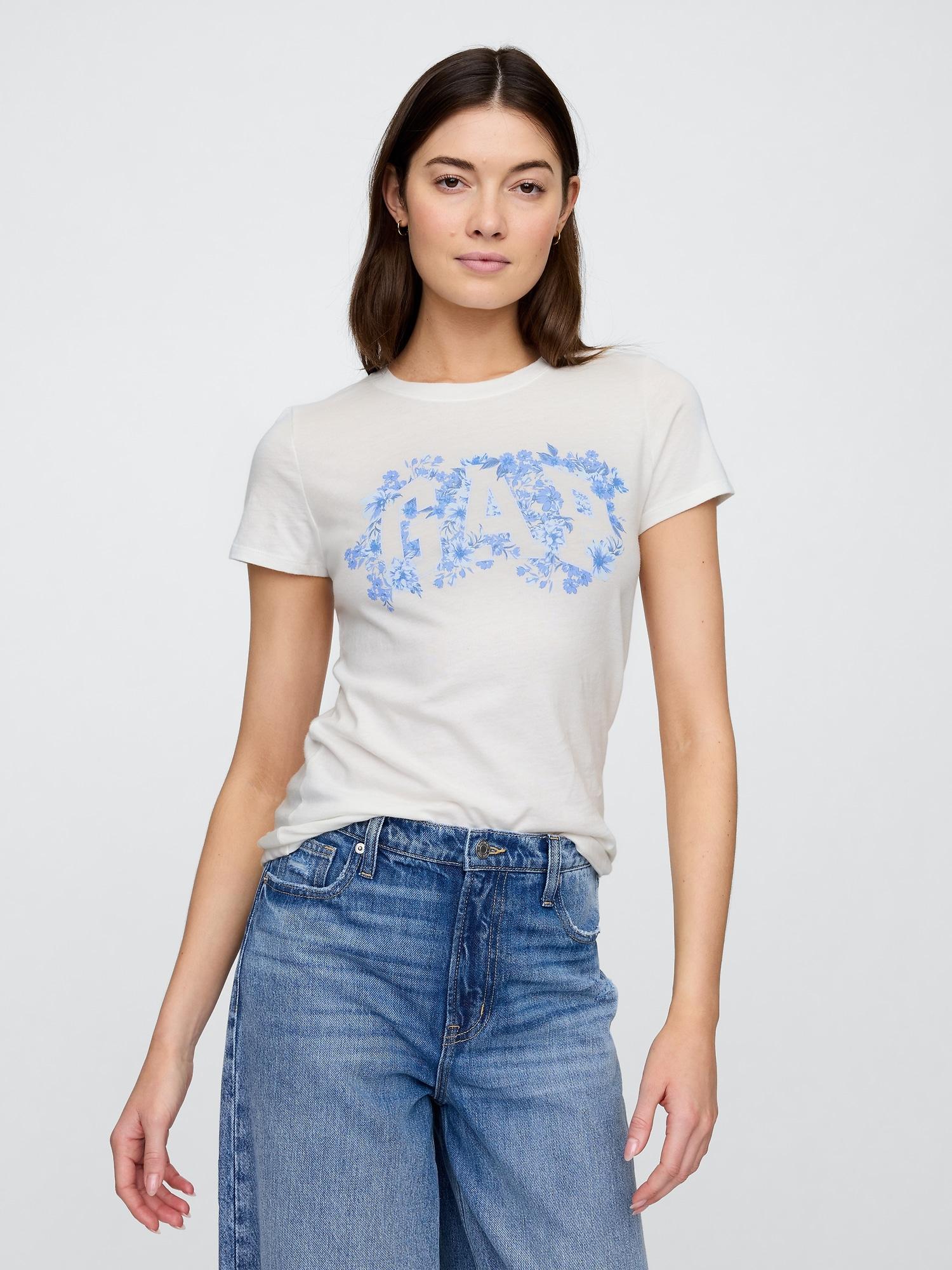 gap logo t-shirt