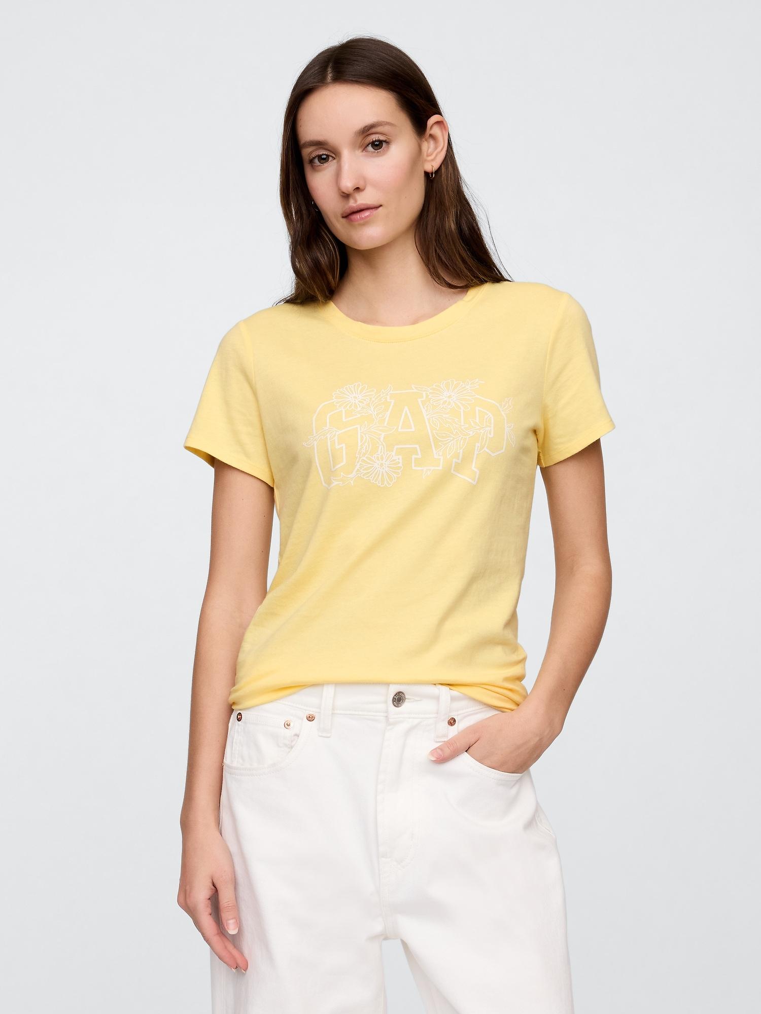 gap logo t-shirt