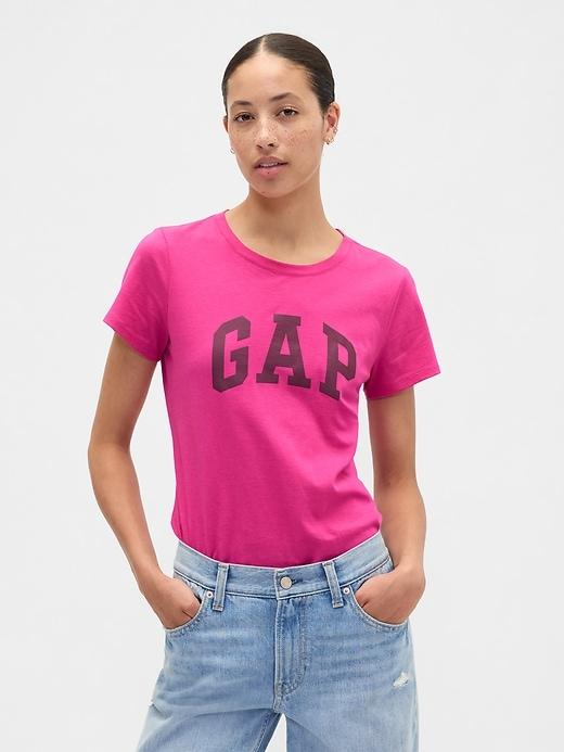 gap logo t-shirt
