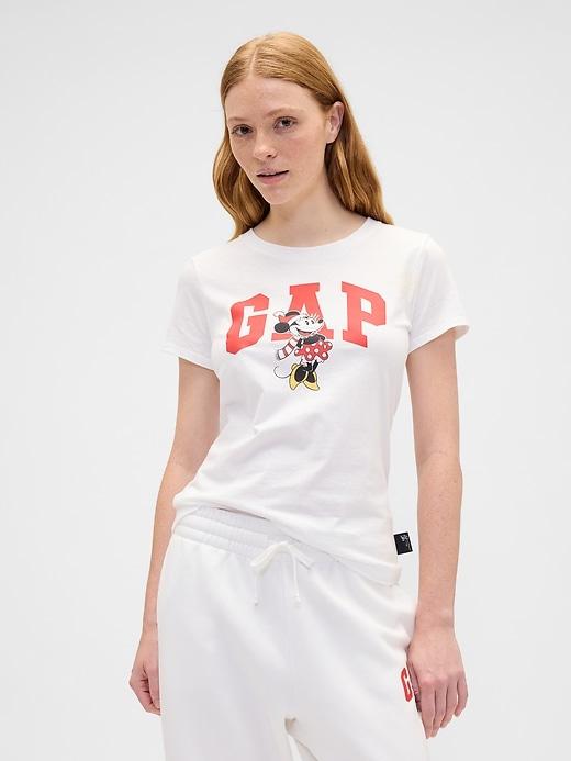 gap logo t-shirt