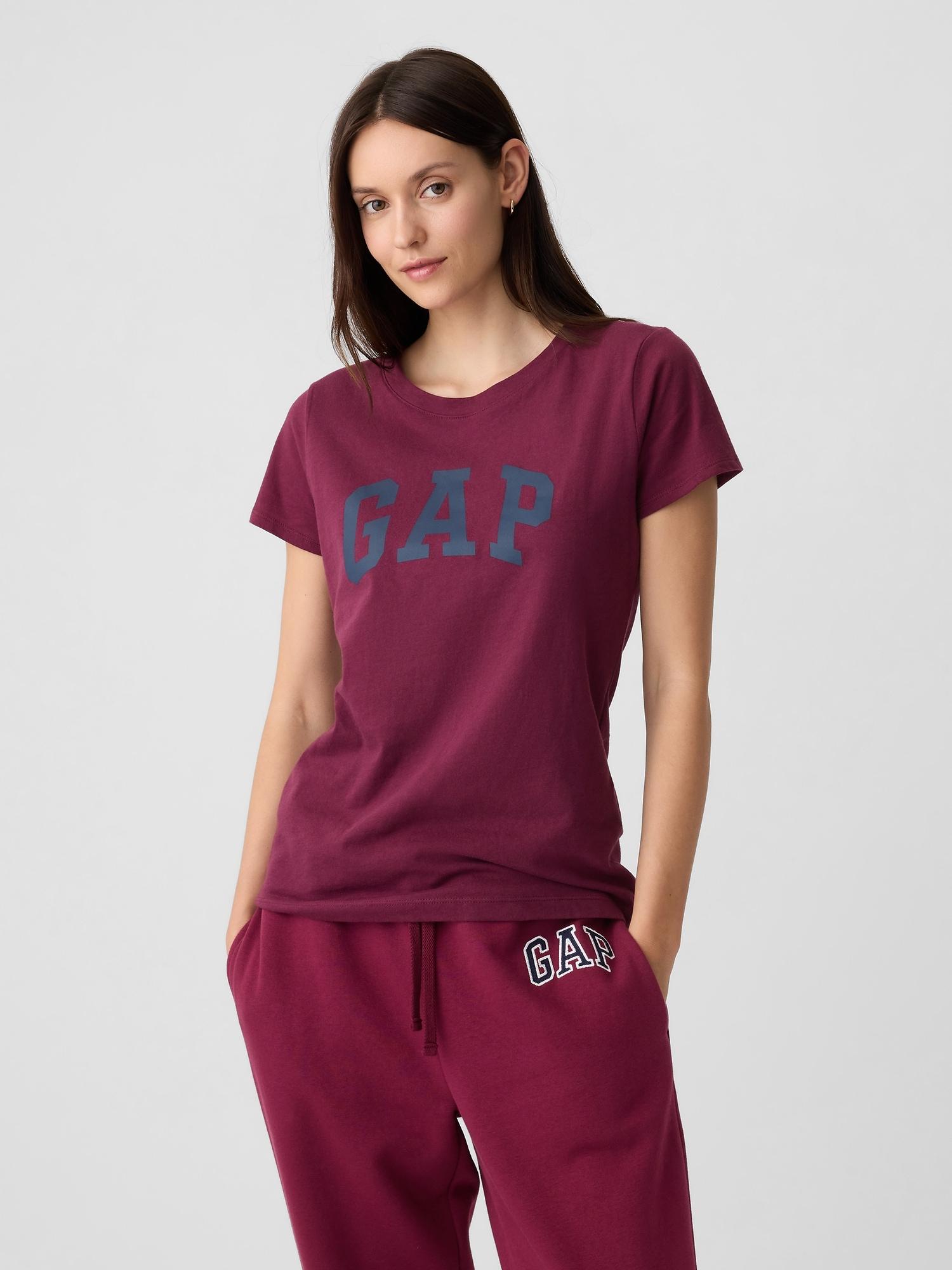 gap logo t-shirt