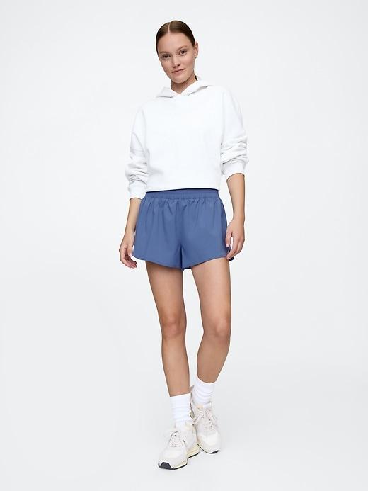 gapfit 3" mid rise runaround shorts