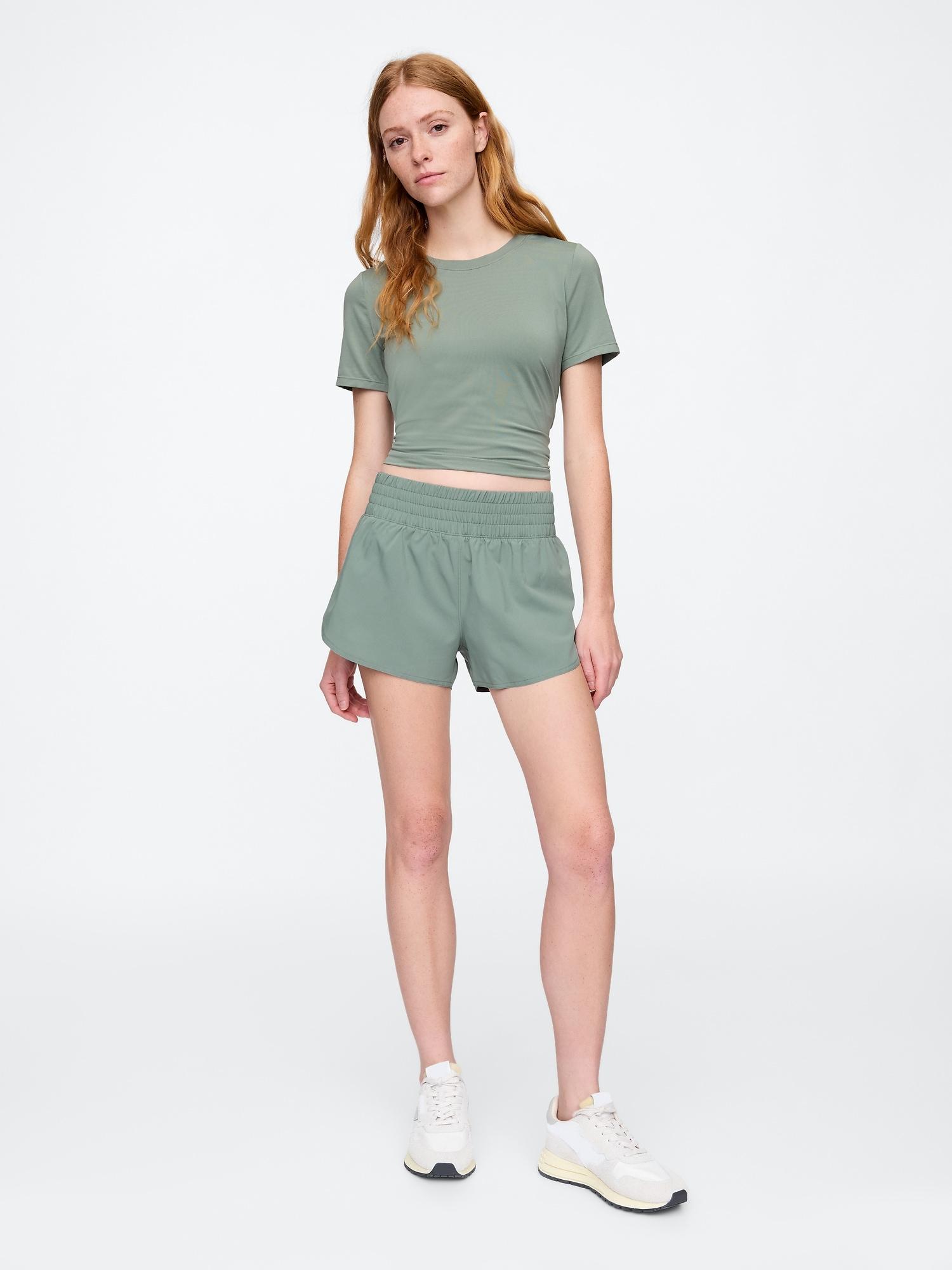 gapfit 3" mid rise runaround shorts